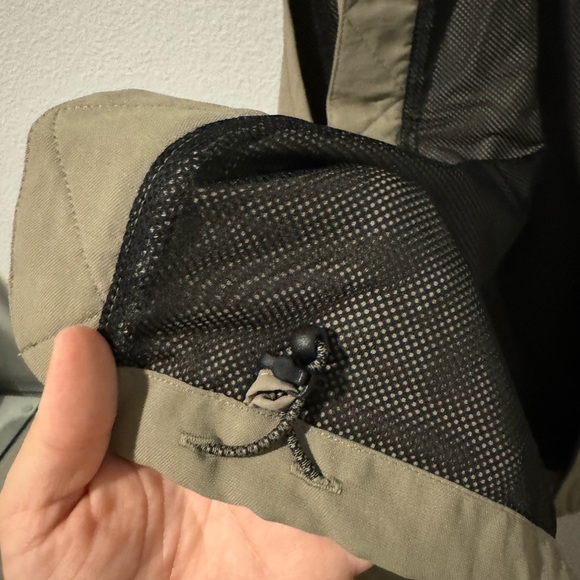 Adidas Green Zip Up Lightweight Vest - Picture 8 of 11